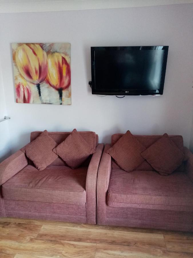 The Guest House Abergavenny Extérieur photo